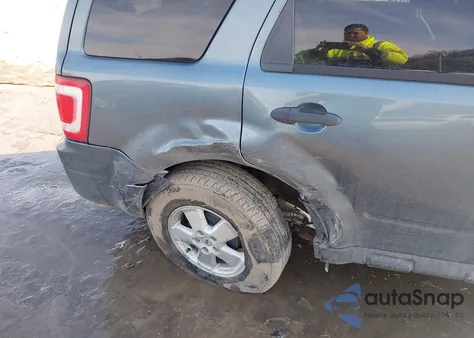 2012 Ford Escape Xlt from USA, damaged, VIN 1FMCU9DG4CKC77705